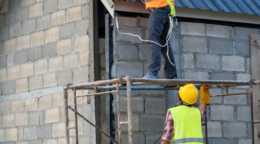 Expert Emergency Roof Repairs services in Milton, MA